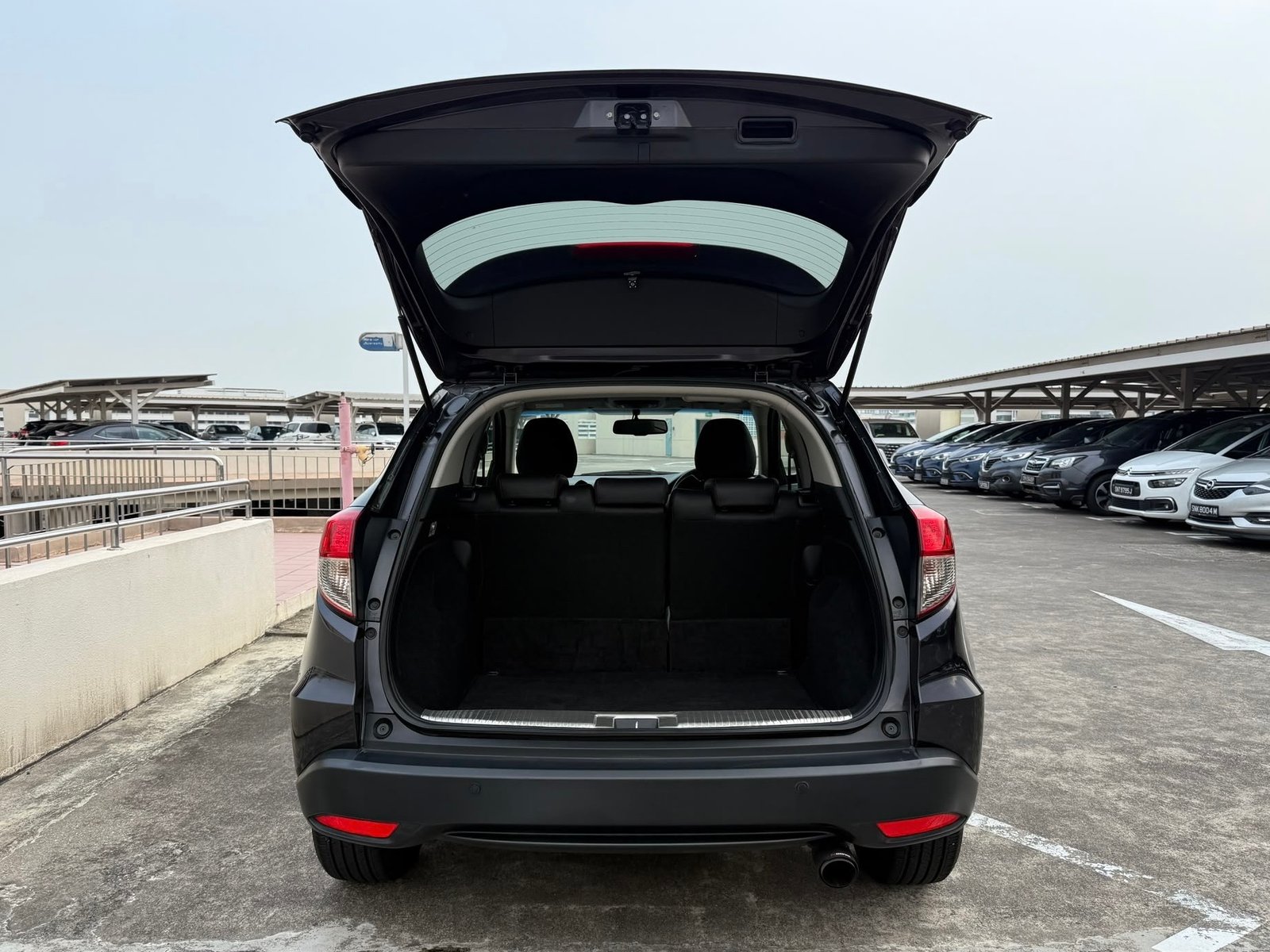 Honda Vezel 1.5 X photo 9